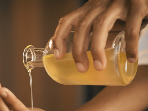Soin ayurvédique relaxant aux huiles chaudes dans le Morbihan