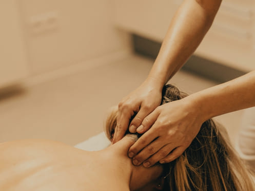 Découvrez les bienfaits du massage crânien près d'Auray dans le Morbihan