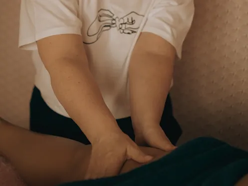 massage-ayurvedique-momensoi-pluneret-morbihan Massage ayurvédique de libération des Marmas proposé par Momensoi à Pluneret près d'Auray.